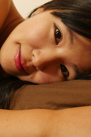 Yui is so cheeful to do her first amateur porn video
