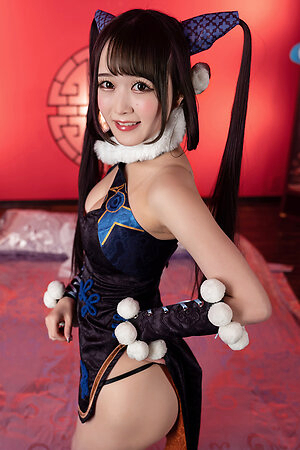 Japanese girl Ria Kurumi posing